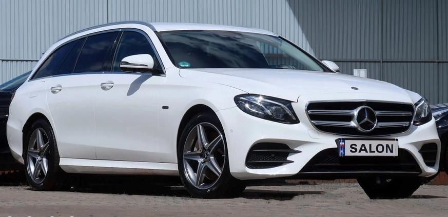 Mercedes-Benz Klasa E cena 159285 przebieg: 130000, rok produkcji 2019 z Trzebnica małe 781